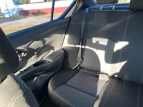 Nissan Versa V-DRIVE PLUS AT 2021