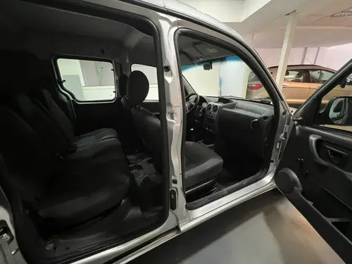 Peugeot Partner 1.6 Hdi Confort 5as 2020