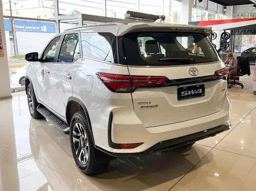 Toyota SW4 2.8 Srx 204Cv 4X4 7As At 2026