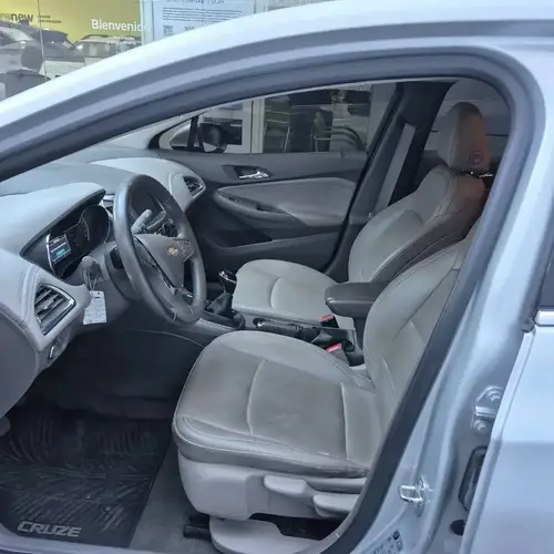 Chevrolet Cruze 1.8 Ltz Mt 141cv 2019
