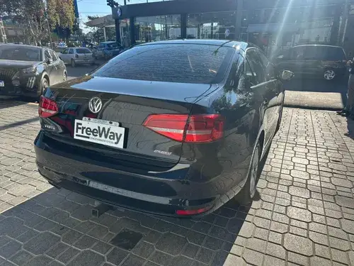 Volkswagen Vento 2.0 Advance 115cv Summer Package 2015