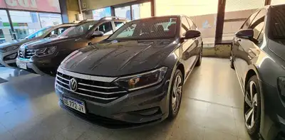 Volkswagen VENTO VENTO 1,4 TSI HIGHLINE AQ TIP 2021