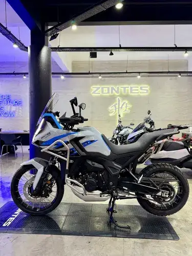 703 F Touring 2026
