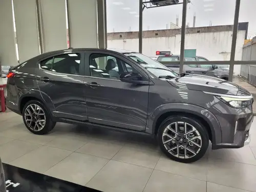 Fiat FASTBACK Turbo 2026