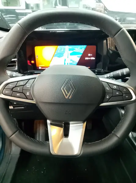 Renault BOREAL ICONIC 2026