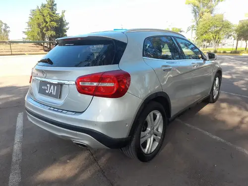 Mercedes-Benz Clase GLA 1.6 Gla200 Urban 156cv 2017
