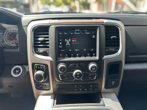 RAM 1500 5.7 Laramie Atx V8 2024