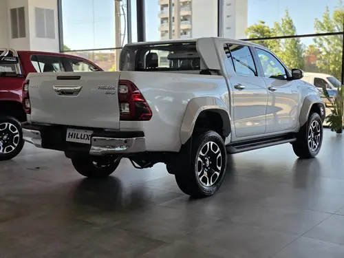 Toyota Hilux Pick-Up 2.8 Cd Srx 204Cv 4X4 At 2026