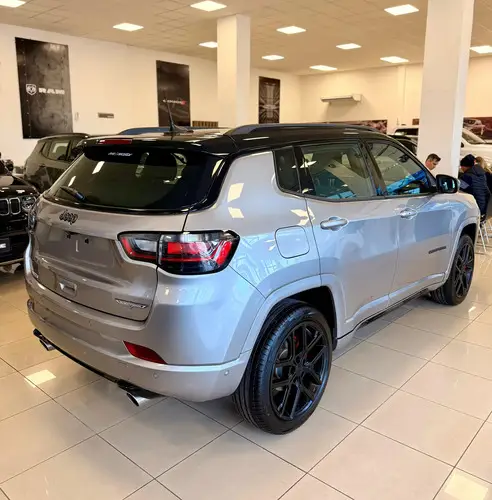 Jeep Compass 2.0 Gme Blackhawk 4X4 At9 2026