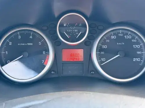 Peugeot 207 1.4 5p Xr Active 2012