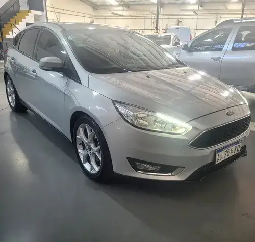 Ford Focus III 2.0 Se Plus At6 2016
