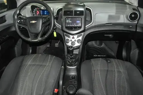 Chevrolet Sonic 1.6 Lt 2015