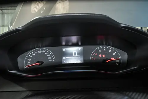 Peugeot 208 1.6 Style Tiptronic 2023