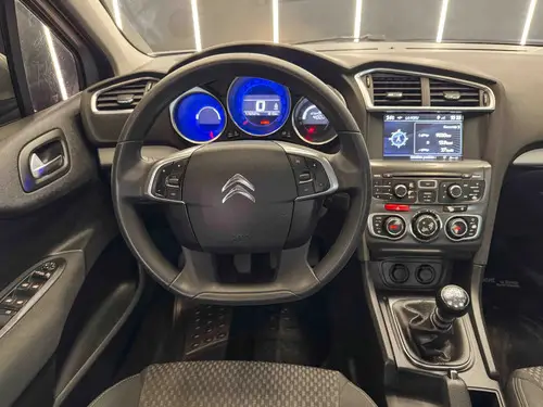 Citroën C4 Lounge 1.6 HDI TENDANCE 2015