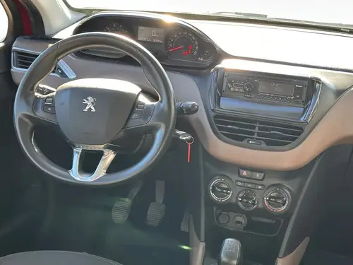 Peugeot 2008 1.6 Active 2016