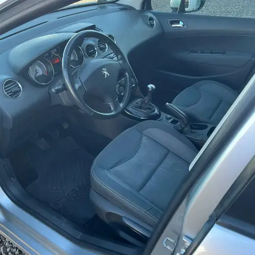 Peugeot 308 1.6 Active 2018