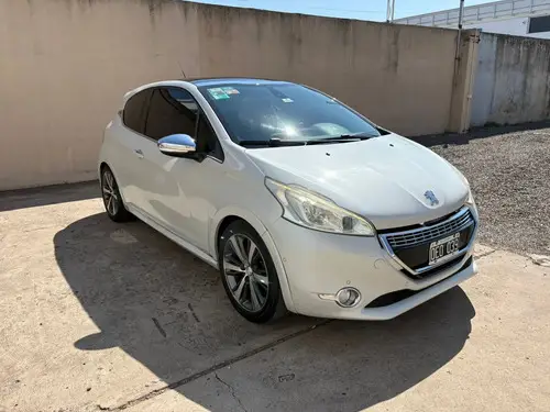 Peugeot 208 XY 2014