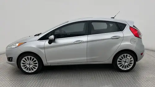 Ford Fiesta Kinetic 1.6 Titanium Powershift 120cv 2016