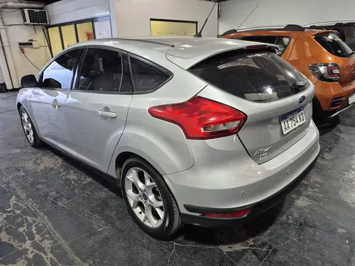 Ford Focus III 2.0 Se Plus At6 2016
