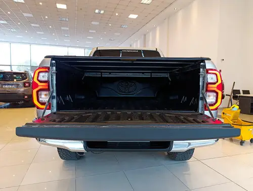 Toyota Hilux Pick-Up 2.8 Cd Srx 204cv 4x4 2021