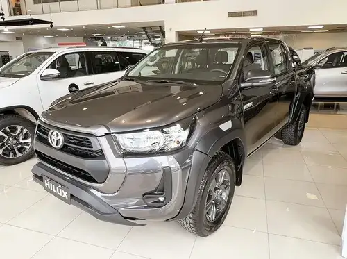 Toyota Hilux Pick-Up 2.8 Cd Sr 204Cv 4X4 At 2026