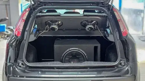 Fiat Punto 1.4 Attractive Pack Top Uconnect 2016