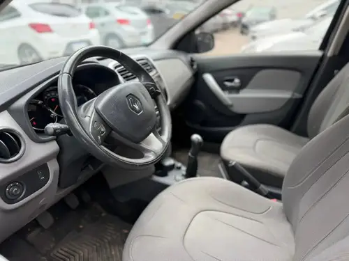 Renault Logan 1.6 Privilege 105cv 2017