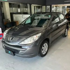 Peugeot 207 Compact Allure 1.4 MT 2015