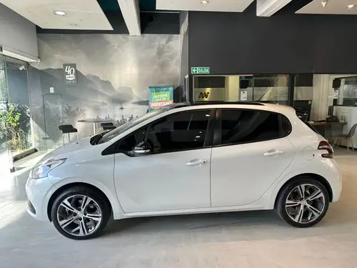 Peugeot 208 GT 1.6 THP MT 2019