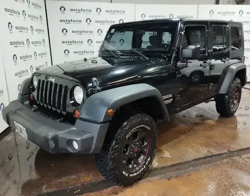 Jeep Wrangler 3.8 UNLIMITED 4P L07 2010