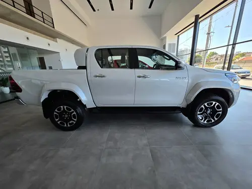 Toyota Hilux Pick-Up 2.8 Cd Srx 204Cv 4X4 At 2026