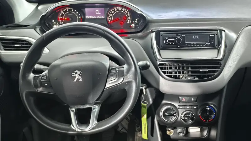 Peugeot 208 ACTIVE 1.5 2017