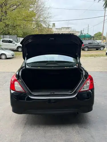 Nissan Versa 1.6 Sense Mt 2018