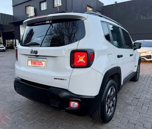 Jeep Renegade 1.8 4X2 SPORT AT L18 2017