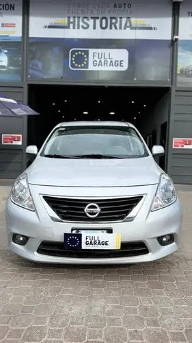Nissan Versa 1.6 Advance At 2014
