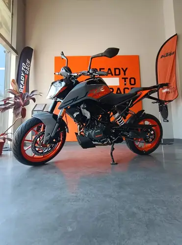 KTM DUKE 200 NG Naked 2026