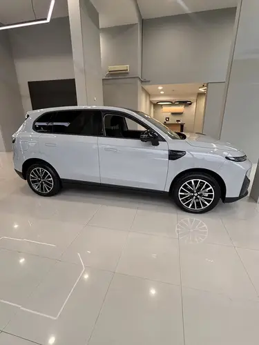B10 REEV 2026