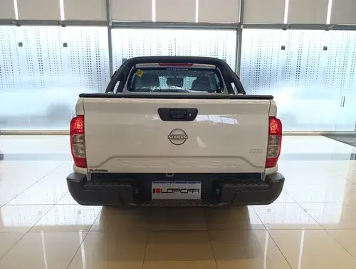 Nissan Frontier 2.3t S 4x2 Mt L22 2023