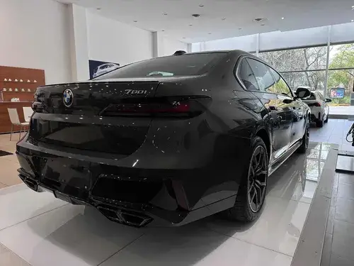 BMW 760i xDrive MSportPro 2025