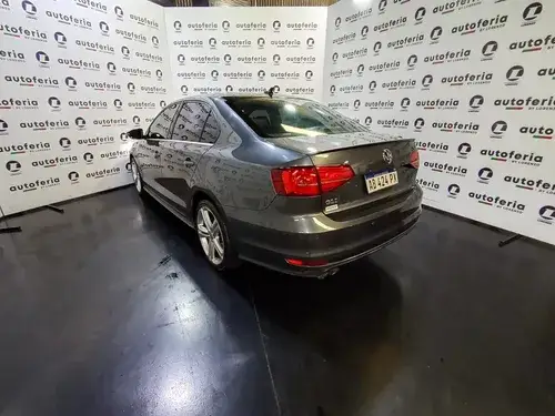 Volkswagen Vento 2.0 T SI GLI NAV L16 2017