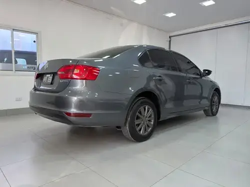 Volkswagen Vento 2.0 Advance I 110cv 2012