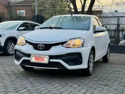 Toyota Etios 1.5 Sedan Xs 2018