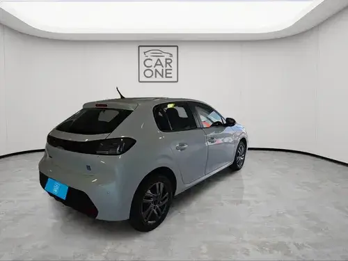 Peugeot 208 1.6 ALLURE PACK L24 2024