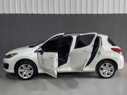 Peugeot 308 1.6 Allure Hdi 115cv 2022
