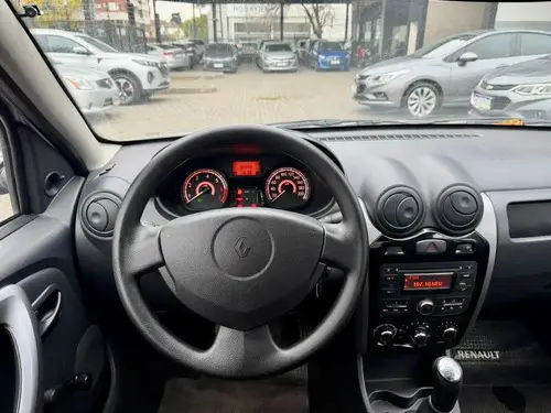 Renault Sandero 1.6 8V PACK L11 2011