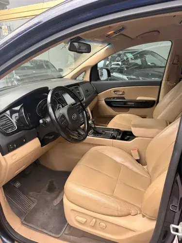 Kia Carnival 2.2 Crdi Ex Premium Avn 2017