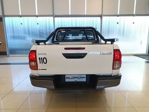 Toyota Hilux Pick-Up 2.4 Cd Dx 150cv 4x4 2023