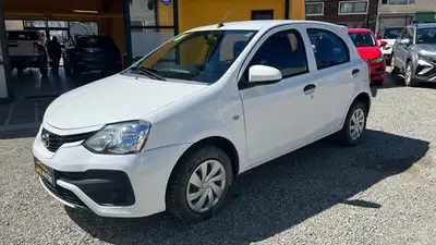 Toyota Etios 1.5 X 6Mt 2022