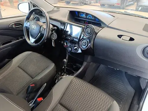 Toyota Etios 1.5 Sedan Xls Pack At 2023