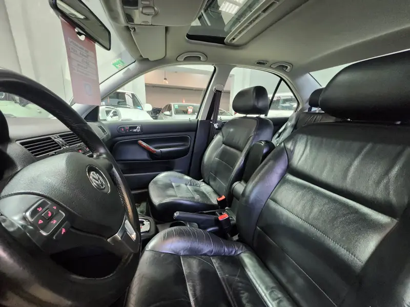 Volkswagen Bora 1.8T Highline Tiptronic 2013